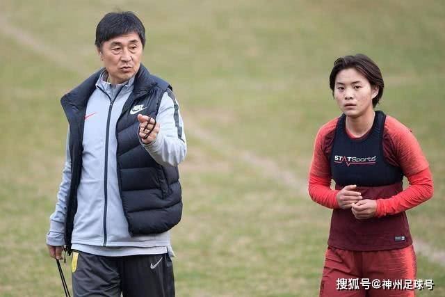 申花球迷早就习惯了 祝愿马莱莱持续在中超发光发热
